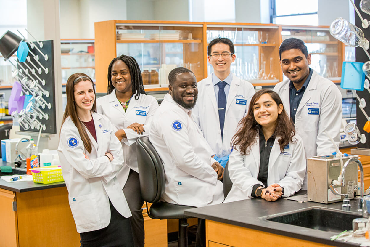 Pharmacy students in the lab at Touro College of Pharmacy